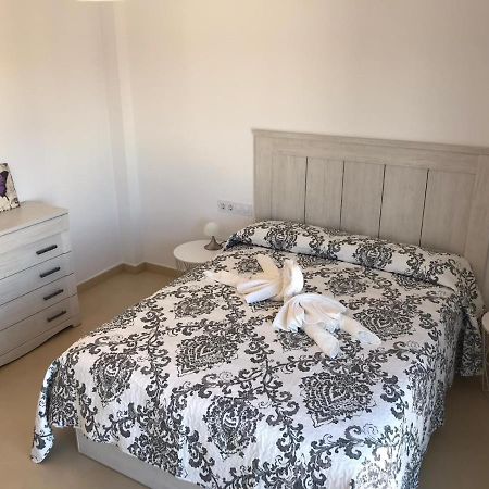 Apartament Somriu Делтебре Екстериор снимка