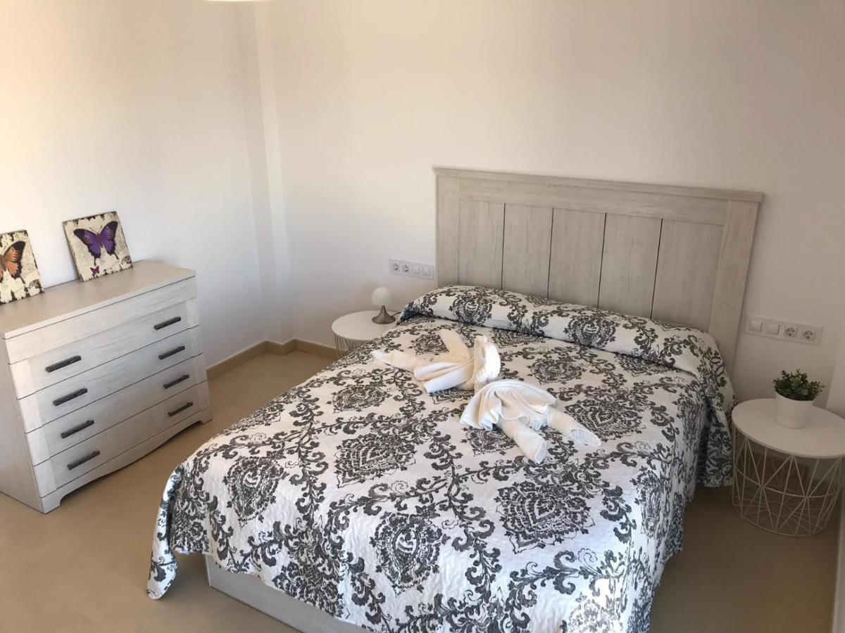 Apartament Somriu Делтебре Екстериор снимка