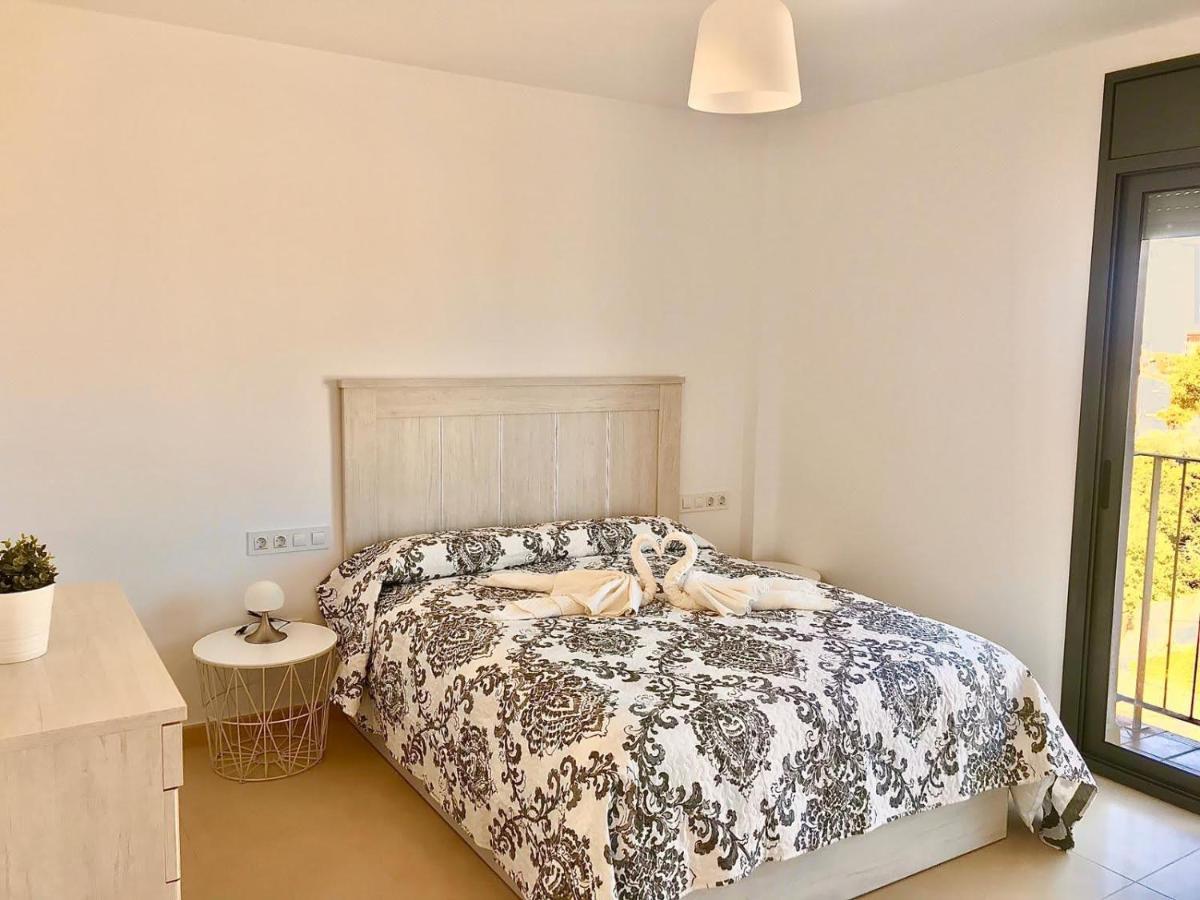 Apartament Somriu Делтебре Екстериор снимка